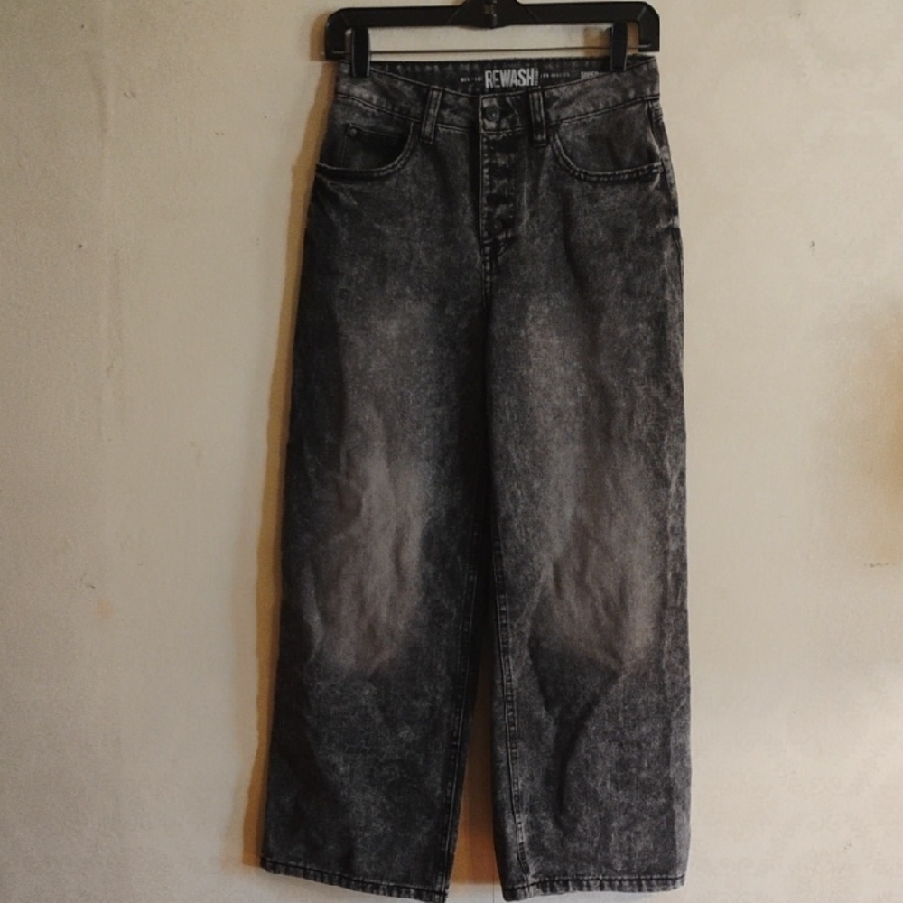 Rewash Relaxed Black Jeans with Distressed Vintage Look, Button fly Baggy/  Fit.